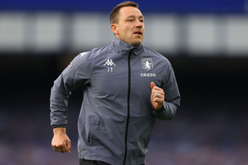 John Terry berhenti jadi asisten manajer Aston Villa