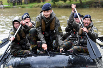 Putri Mahkota Belgia Elisabeth ikuti pelatihan militer