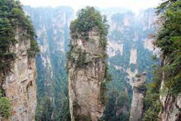 Gunung Avatar di Zhangjiajie dikenai 'lockdown'