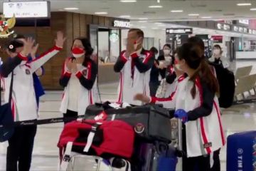 Dubes RI untuk Jepang sambut 13 atlet Indonesia di Bandara Narita