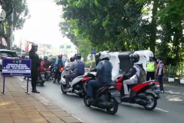 Pemerintah pertimbangkan relaksasi pembatasan kegiatan masyarakat