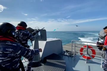 TNI AL uji teknis alutsista di perairan Selat Malaka