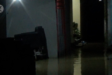 Sungai Palu meluap, puluhan rumah warga terendam banjir