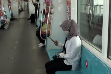 Jumlah penumpang turun, ini strategi pendapatan MRT Jakarta