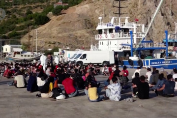 Turki menahan 200 migran Afghanistan dalam perjalanan ke Italia