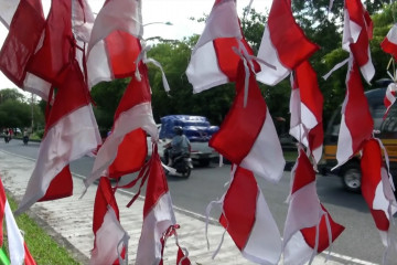 Jelang HUT RI, pedagang bendera mulai ramai di Palangka Raya