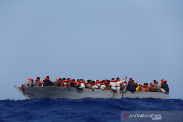 Italia selamatkan 17 migran di lepas pantai Libya