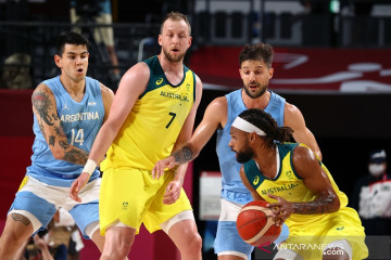 Lumat Argentina, Australia tantang AS pada semifinal basket putra