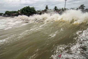 BMKG: Waspadai gelombang tinggi 6 meter di perairan Aceh