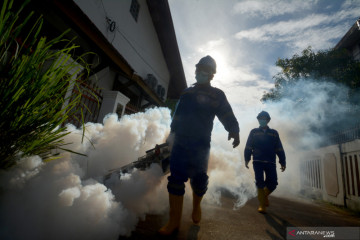 Kemarin, waspada KLB demam dengue hingga kebocoran data eHAC