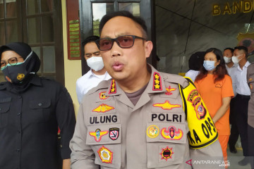 Polisi tindak lanjuti perpanjangan PPKM di Bandung awasi sektor bisnis