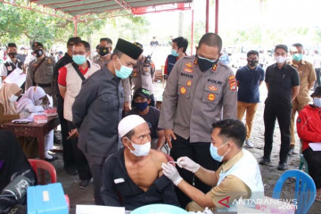 Pemkab Lombok Barat siapkan 6.000 dosis vaksin lewat mobil keliling