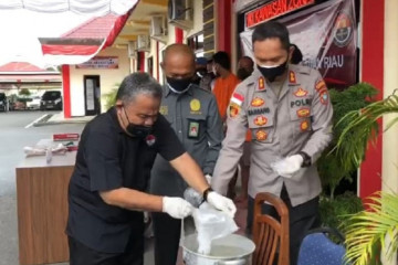 Polres Bintan musnahkan sabu dua kg asal Malaysia