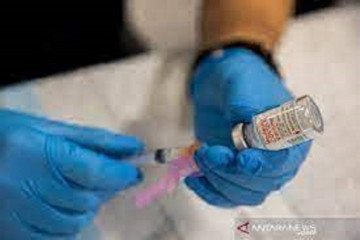 Pemerintah AS kembangkan rencana untuk wajibkan pengunjung asing divaksin