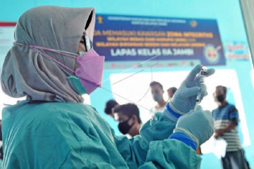 Vaksinasi Covid-19 bagi warga binaan di Jambi