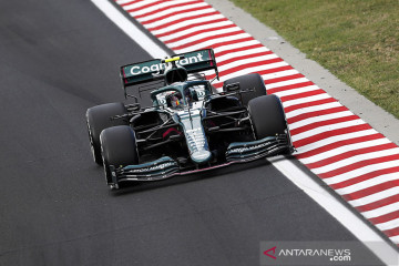 Aston Martin akan ajukan banding terhadap diskualifikasi Vettel