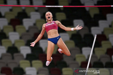 Atlet AS Katie Nageotte rebut medali emas lompat galah Olimpiade Tokyo 2020