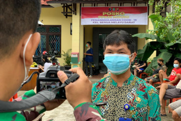 Satgas kelurahan dan gotong royong saat pandemi COVID-19