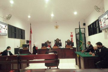 Hakim Tipikor PN Ambon vonis bebas Fery Tanaya dan Abdul Gafur