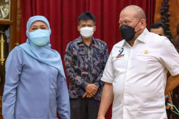 Ketua DPD RI apresiasi dua daerah di Jatim vaksinasi capai 70 persen