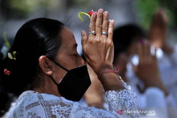 Ritual memohon pandemi COVID-19 berakhir