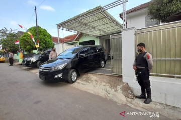 KPK geledah rumah orang kepercayaan Bupati Banjarnegara