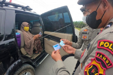 Pengendalian mobilitas warga di Muarojambi