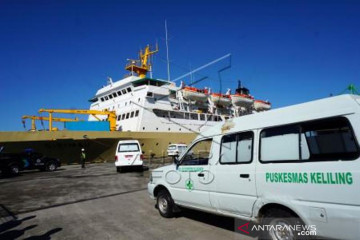 Kedatangan Kapal Isolasi Terapung Di Papua Barat