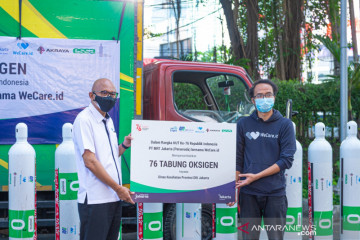 MRT Jakarta bagikan 76 tabung oksigen ke Dinkes DKI sambut HUT RI