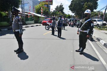 Hening Cipta Bersama di Jalan