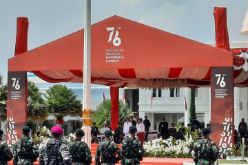 Gubernur Lukas Enembe pimpin Upacara HUT Ke-76 RI
