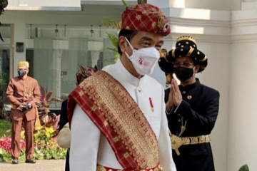 Desainer Lampung: Presiden ajarkan kita mencintai busana daerah
