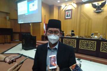 Ketua DPRD Surabaya: HUT ke-76 RI tantangan baru merdeka dari pandemi