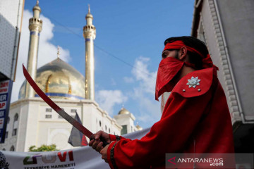 Prosesi Asyura di Istanbul