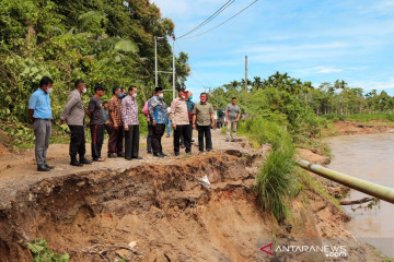 Gubernur upayakan perbaikan jalan terban Padang Pariaman dibantu BWS