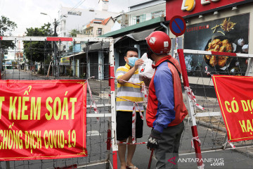 Kematian COVID naik, warga Ho Chi Minh Vietnam diminta tetap di rumah