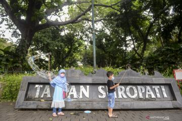 DKI larang perayaan di area publik selama libur Natal dan Tahun Baru