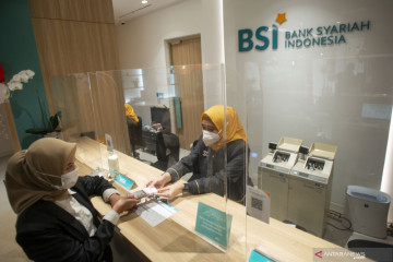 BSI raih penghargaan bank syariah terbaik