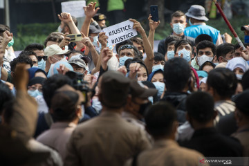 Densus: Cermati pengungsi Afghanistan yang masuk Indonesia