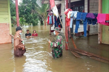 Kotim salurkan beras sumbangan gotong royong untuk korban banjir