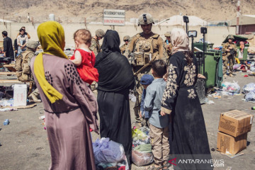 Pesawat pengungsi Afghanistan tiba di Meksiko, termasuk jurnalis