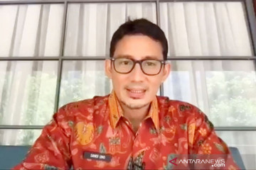 Menparekraf gandeng pelaku ekraf sosialisasikan prokes