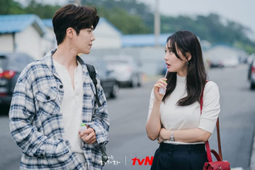 "Hometown Cha-Cha-Cha" duduki rating penonton tinggi di TV kabel Korea