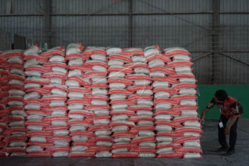 Bantuan paket sembako