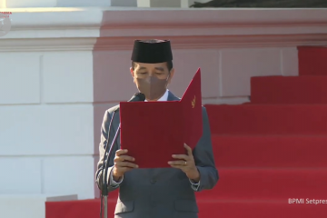 Presiden Jokowi kukuhkan 68 anggota Paskibraka 2021