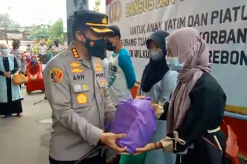 Polresta Cirebon gelar vaksinasi untuk anak yatim piatu