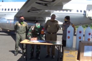 Kodam XVIII Kasuari mendapat bantuan alkes dari Panglima TNI