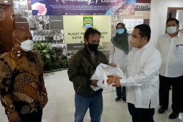 Kemendag salurkan bantuan 3 ton telur ayam ke Pemkot Tangerang