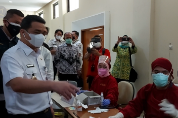 Wagub: Jakarta tak batasi warga dapatkan vaksin