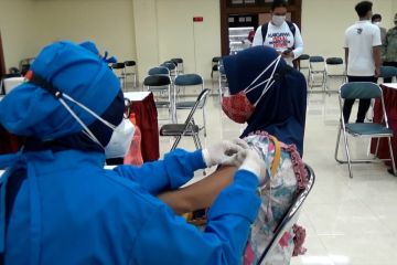 Yogyakarta canangkan vaksinasi 1.100 ibu hamil di tahap awal